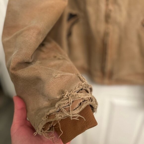 Distressed Hooded Carhart Lined Sherpa Work Jacket - Picture 12 of 12